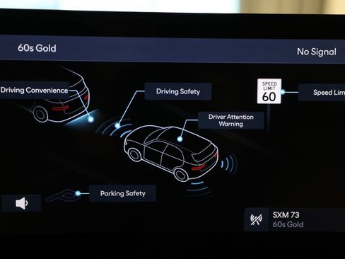 Used 2025 Hyundai Santa Fe Limited image 36