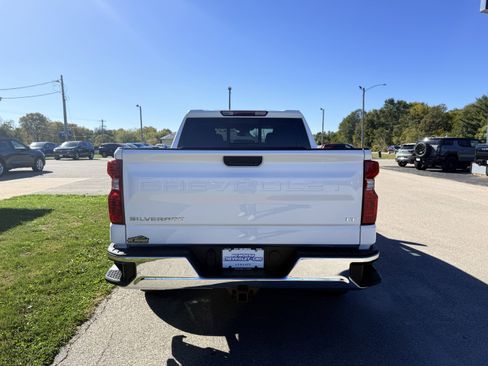 New 2025 Chevrolet Silverado 1500 LT w/ Convenience Package II AWD/4WD image 4