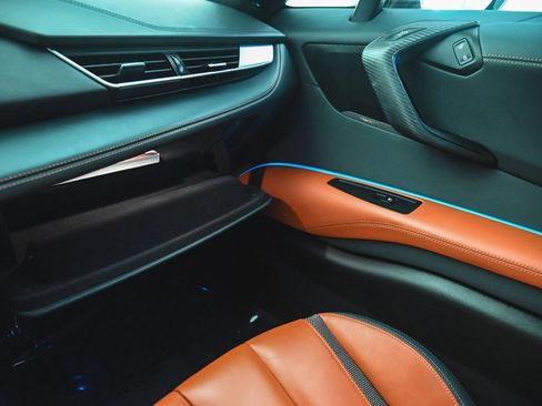 Used 2019 BMW i8 Coupe image 13