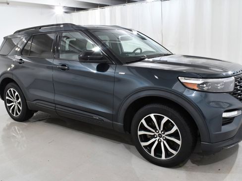 Used 2022 Ford Explorer ST-Line w/ Class IV Trailer Tow Package image 5