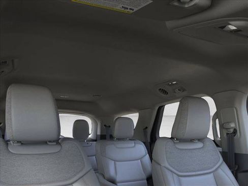 New 2026 Ford Explorer Active image 22