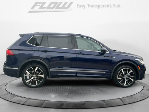 Used 2023 Volkswagen Tiguan SEL R-Line image 9