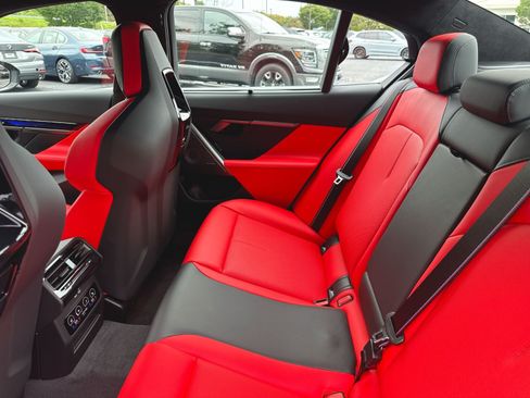 New 2027 BMW M5 AWD/4WD image 5