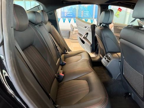 Used 2018 Maserati Ghibli image 21