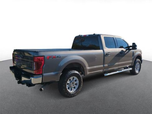 Used 2022 Ford F250 XLT w/ XLT Value Package image 8
