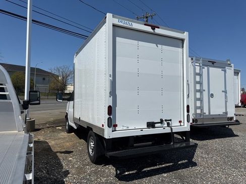 New 2024 Chevrolet Express 3500 w/ Power Convenience Package image 4