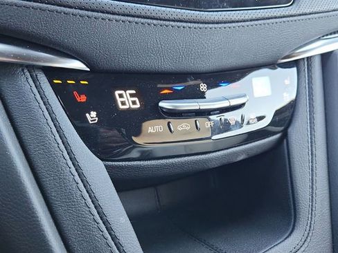 New 2025 Cadillac XT5 Sportv w/ Technology Package AWD/4WD image 17