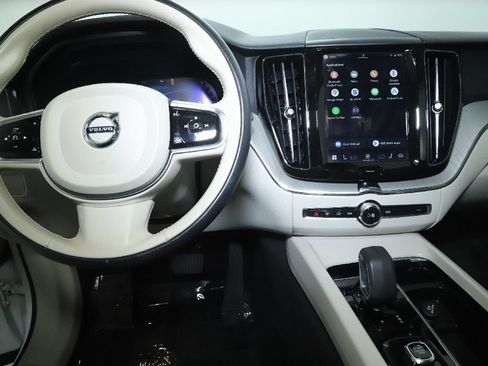 Used 2024 Volvo XC60 B5 Plus AWD/4WD image 30