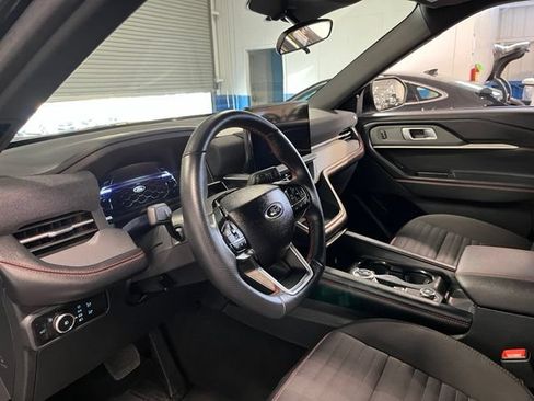 Used 2025 Ford Explorer ST-Line AWD/4WD image 22
