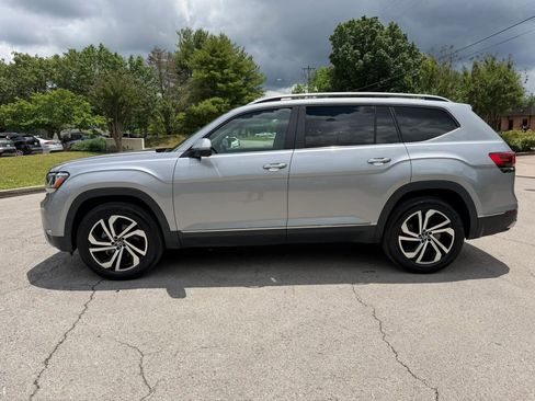 Used 2022 Volkswagen Atlas SEL AWD/4WD image 6