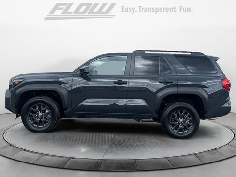 Used 2026 Toyota 4Runner SR5 RWD image 5
