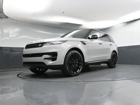 New 2026 Land Rover Range Rover Sport SE AWD/4WD image 26