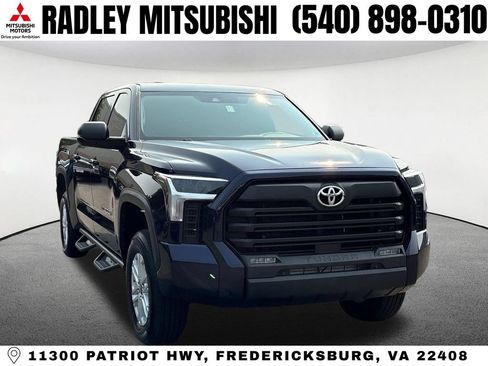 Used 2023 Toyota Tundra SR5 w/ SR5 Premium Package AWD/4WD image 21