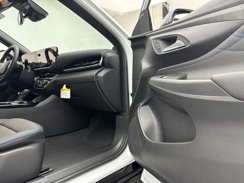 New 2026 Buick Envista Sport Touring w/ Convenience I Package FWD image 28