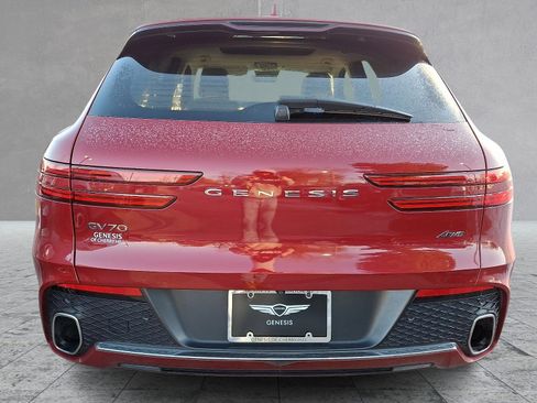 Certified 2023 Genesis GV70 2.5T w/ Select Package image 9