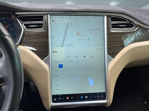 Used 2015 Tesla Model S 85D AWD/4WD image 8