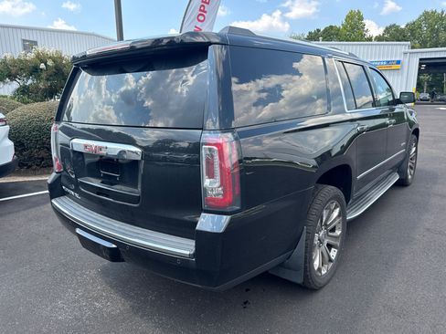 Used 2016 GMC Yukon XL Denali w/ Open Road Package AWD/4WD image 5