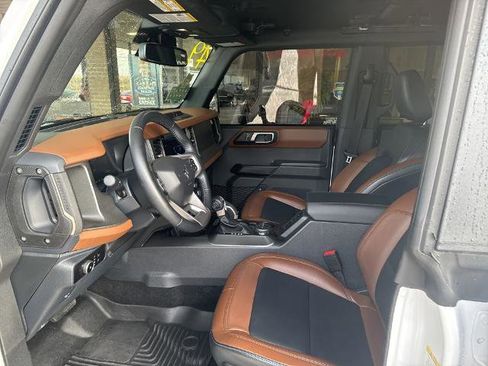 Certified 2024 Ford Bronco Outer Banks image 8