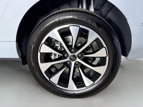 New 2026 Audi Q3 quattro 2.0T AWD/4WD image 32