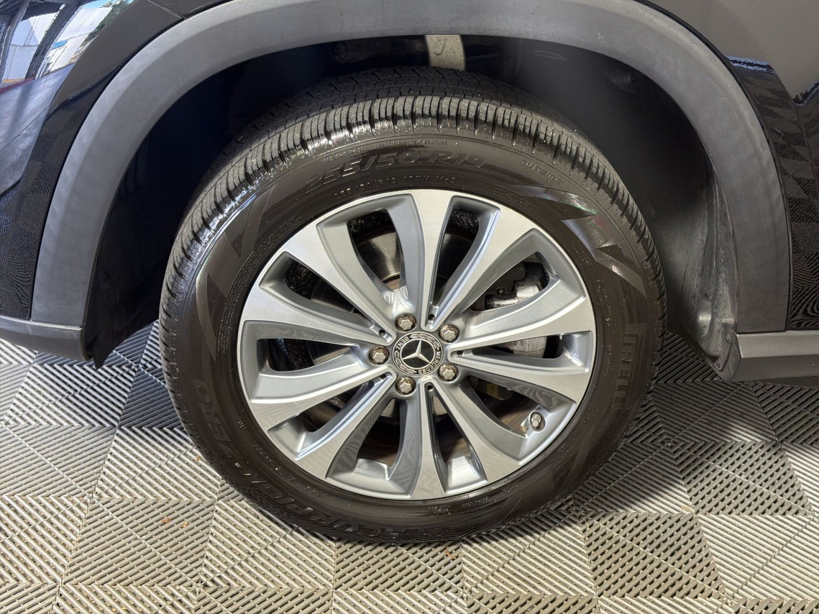 Used 2020 Mercedes-Benz GLE 350 4MATIC image 12