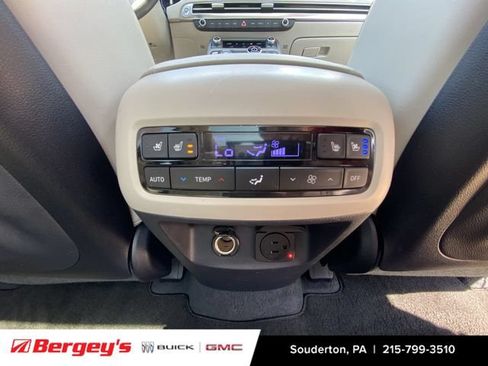 Used 2023 Hyundai Palisade Calligraphy w/ Cargo Package AWD/4WD image 24