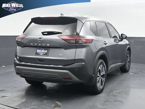 Used 2023 Nissan Rogue SV w/ SV Premium B Package FWD image 7
