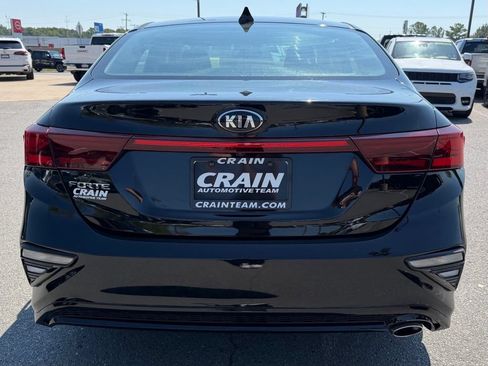 Used 2019 Kia Forte LXS FWD image 6