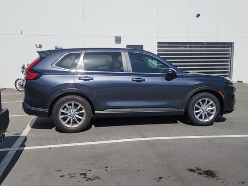 Used 2024 Honda CR-V EX-L image 8