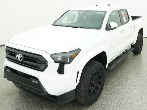 Used 2026 Toyota Tacoma SR5 RWD image 16