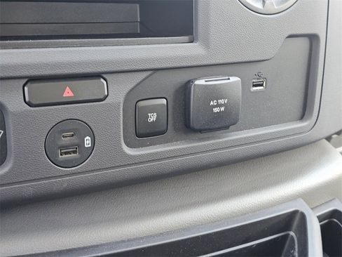 New 2026 Ford E-350 and Econoline 350 Super Duty w/ Power Equipment Group image 36