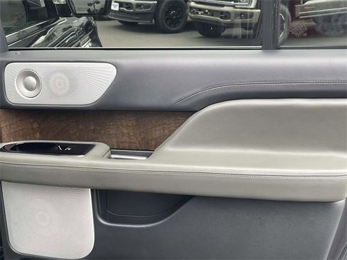 Used 2024 Lincoln Navigator L Black Label image 27