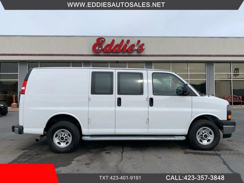 Used 2024 GMC Savana 2500 w/ Driver Convenience Package image 1