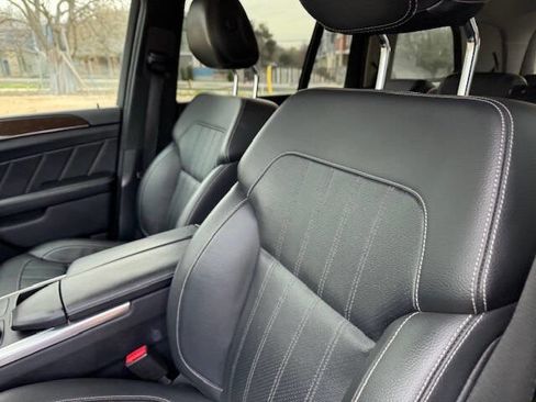 Used 2015 Mercedes-Benz GL 450 4MATIC image 45