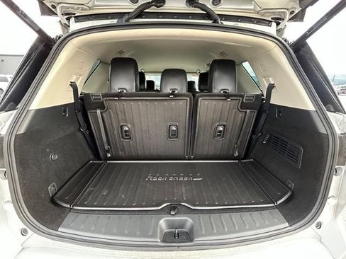 Certified 2025 Nissan Pathfinder SL AWD/4WD image 47
