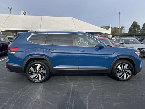 Certified 2025 Volkswagen Atlas SEL image 8
