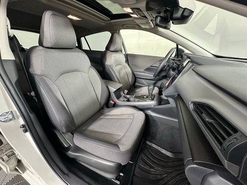 Used 2024 Subaru Crosstrek 2.0i Premium image 6