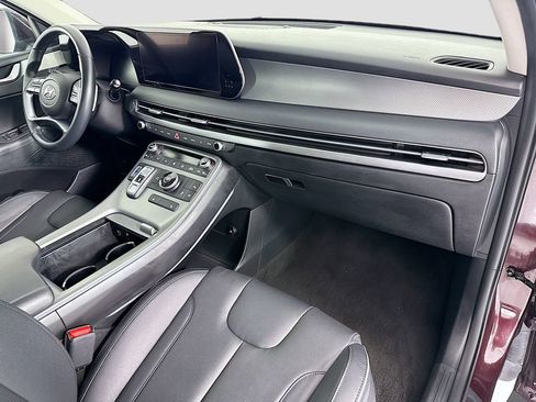 Used 2024 Hyundai Palisade SEL FWD image 17