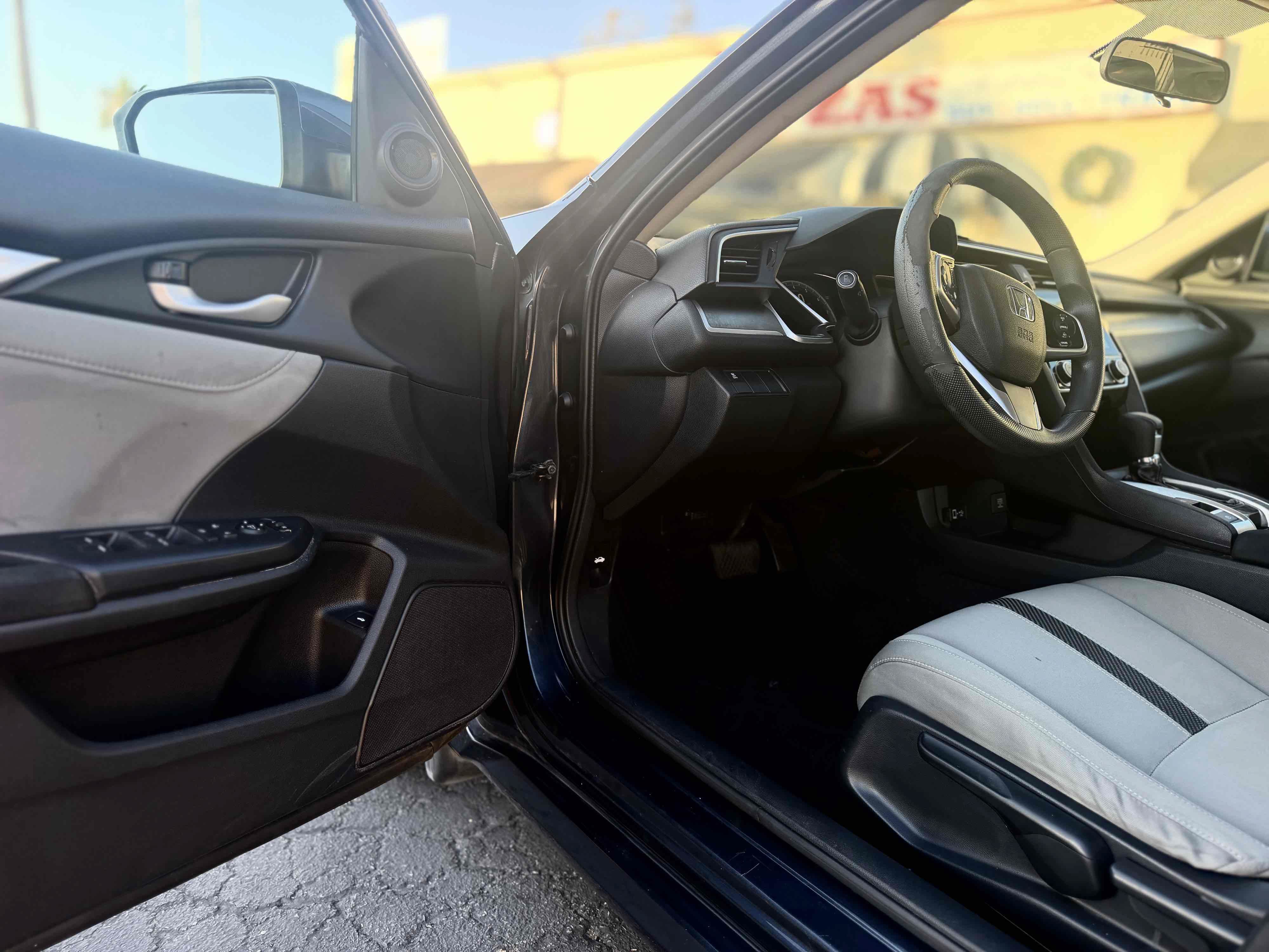 Used 2016 Honda Civic EX image 13