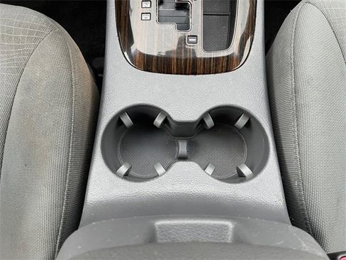 Used 2011 Hyundai Santa Fe GLS image 21