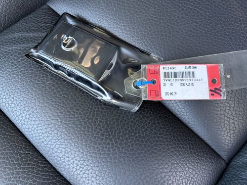 Certified 2023 Volvo XC90 B5 Plus w/ Protection Package Premier image 38