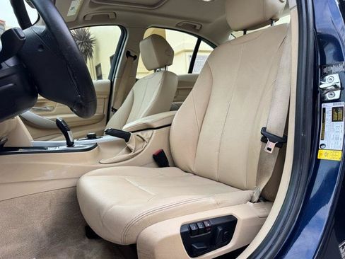Used 2012 BMW 328i Sedan RWD image 25