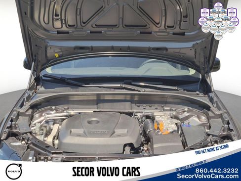 Used 2024 Volvo XC60 T8 Plus w/ Climate Package AWD/4WD image 29
