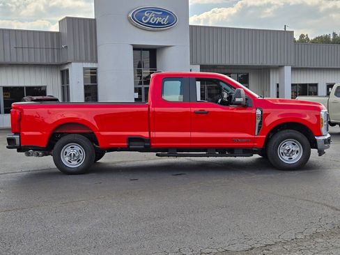 New 2025 Ford F250 XL image 3