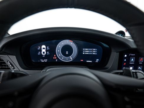 Certified 2025 Porsche 911 Carrera S image 22