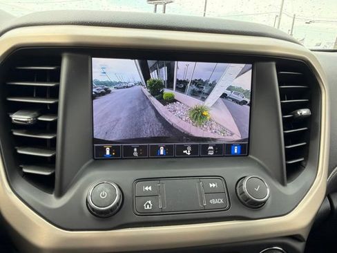 Used 2022 GMC Acadia Denali w/ Denali Ultimate Package AWD/4WD image 32