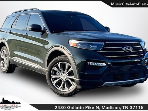 Used 2022 Ford Explorer XLT w/ Equipment Group 202A AWD/4WD image 1