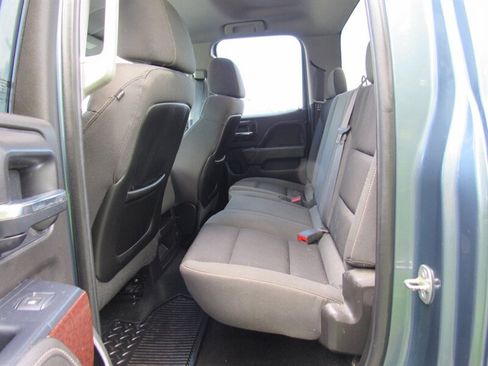 Used 2015 GMC Sierra 2500 SLE w/ SLE Preferred Package AWD/4WD image 14