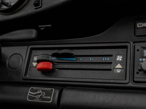 Used 1989 Porsche 911 Speedster image 14