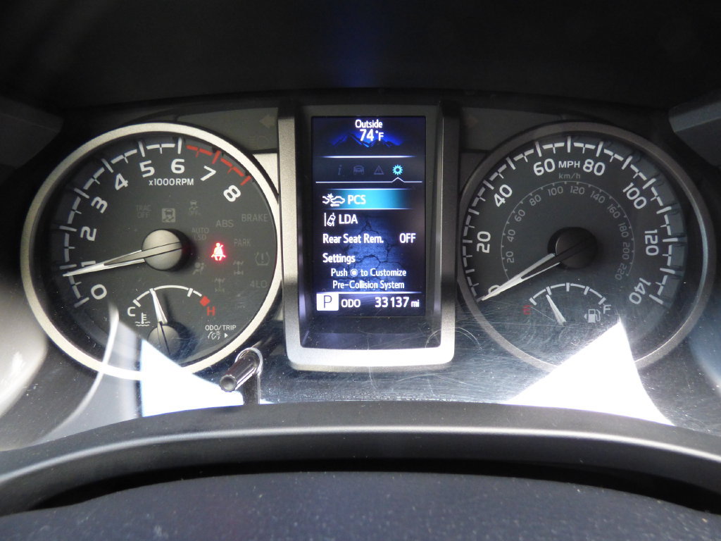Used 2023 Toyota Tacoma TRD Off-Road AWD/4WD image 30