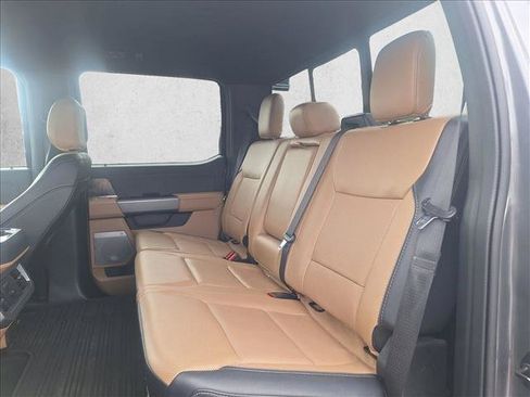 Used 2023 Ford F250 Lariat w/ Sport Appearance Package AWD/4WD image 14